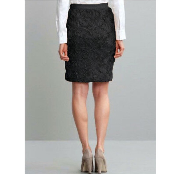 NWT Banana Republic black rosette skirt - Picture 5 of 9